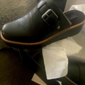 NWT Naturalizer Wayde Clog Size 6